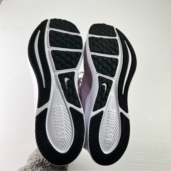 Nike unisex-child size 7Y Purple Nike Star Runner 2 Grade School - Picture 9 of 11